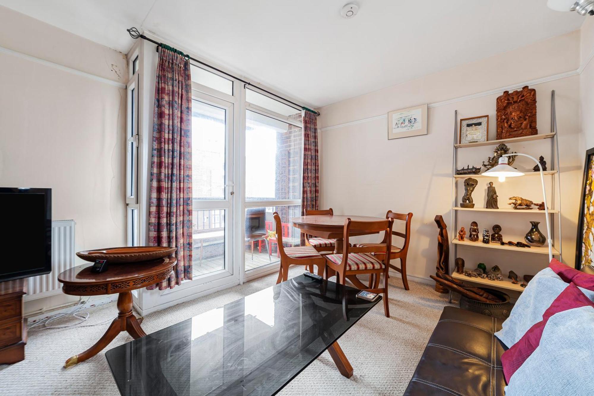 Elegant 1Br Flat With Balcony & City View, Walworth ลอนดอน ภายนอก รูปภาพ