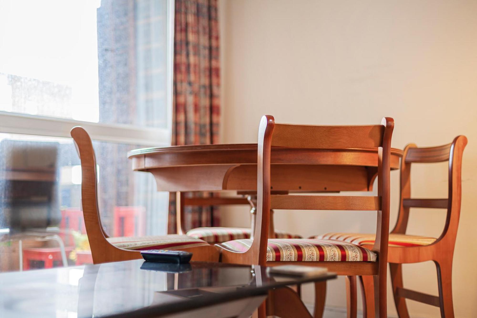 Elegant 1Br Flat With Balcony & City View, Walworth ลอนดอน ภายนอก รูปภาพ